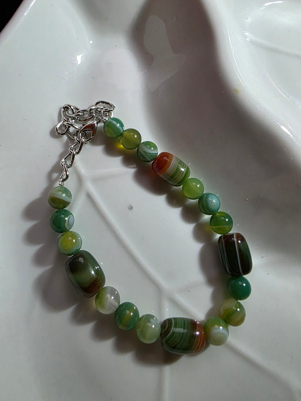 Striped agate bracelet with extending chain